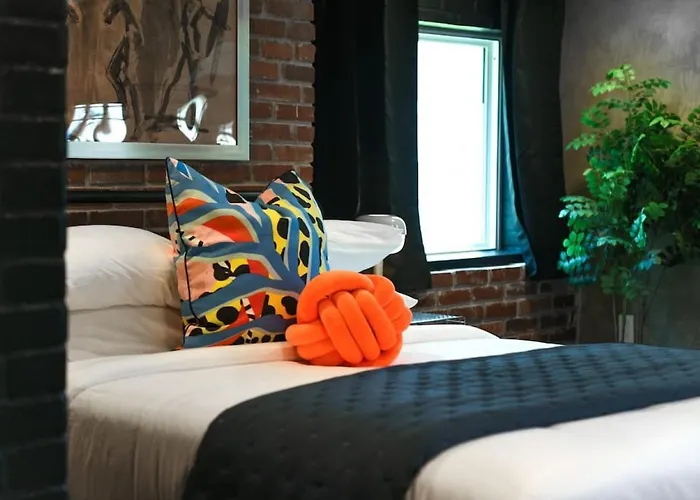 The Ridgway - 2 Apts In 1 - Great Privacy, Beautiful Space